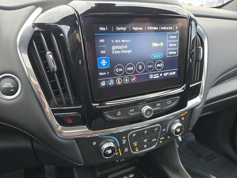 Used 2023 Chevrolet Traverse Premier w/ Redline Edition image 39