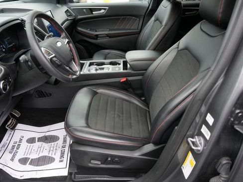 Used 2024 Ford Edge ST-Line image 9