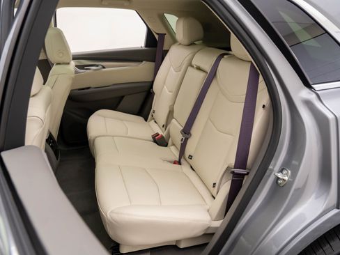 New 2026 Cadillac XT5 Premium Luxury image 17