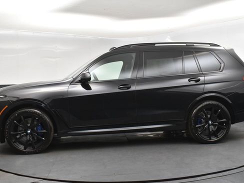 New 2026 BMW X7 xDrive40i w/ M Sport Package image 3