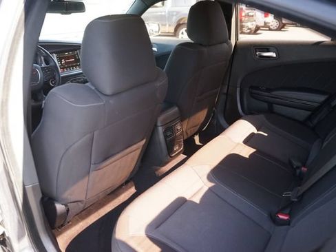 Used 2022 Dodge Charger SXT w/ Blacktop Package AWD/4WD image 11