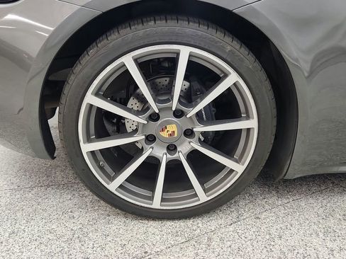 Used 2017 Porsche 718 Boxster RWD image 28