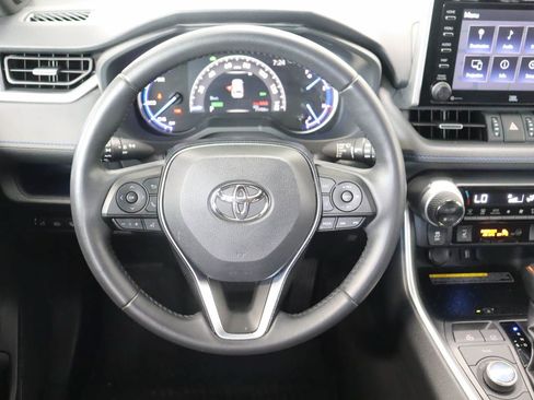 Used 2020 Toyota RAV4 XSE AWD/4WD image 9