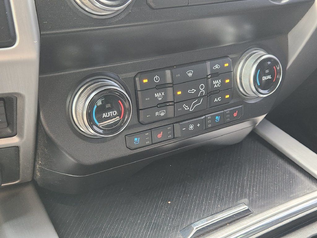 Used 2021 Ford F250 Platinum w/ FX4 Off-Road Package AWD/4WD image 18