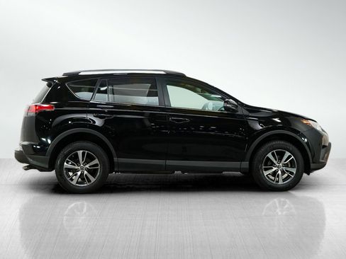 Used 2018 Toyota RAV4 XLE w/ Plus Extra Value Package AWD/4WD image 6