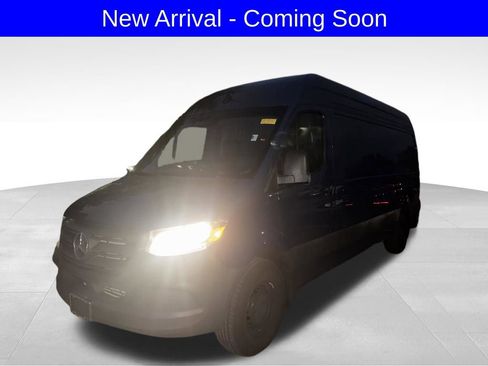 Used 2024 Mercedes-Benz Sprinter 2500 image 1