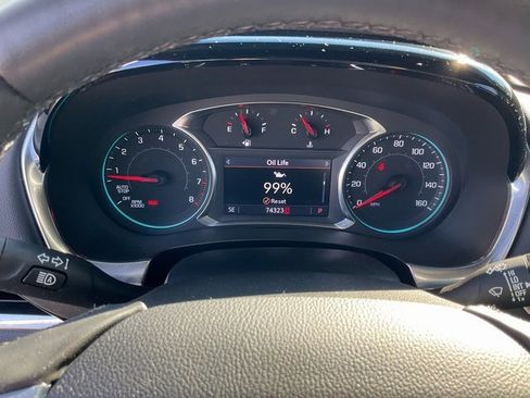 Used 2023 Chevrolet Traverse LT w/ LPO, Floor Liner Package image 10