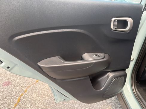 Certified 2026 Hyundai Venue SE FWD image 20