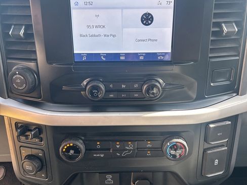 Used 2022 Ford F150 XLT w/ Trailer Tow Package image 31