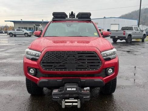 Used 2021 Toyota Tacoma 4x4 Double Cab image 2