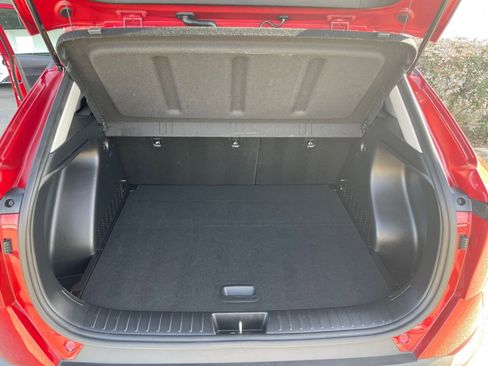 Used 2025 Hyundai Kona SEL image 32