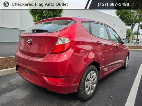 Used 2017 Hyundai Accent SE FWD image 6