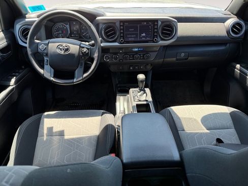 Used 2023 Toyota Tacoma TRD Off-Road AWD/4WD image 15
