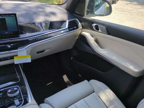 New 2027 BMW X7 M60i AWD/4WD image 17