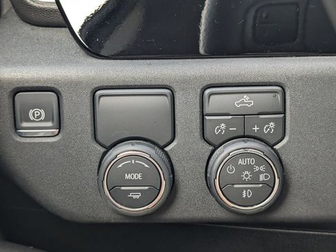 Used 2026 Chevrolet Silverado 1500 RST RWD image 23