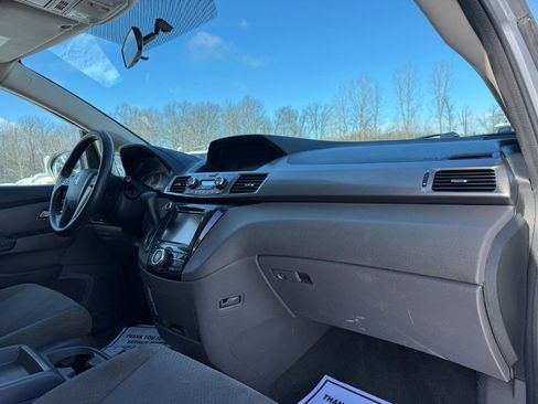 Used 2015 Honda Odyssey EX image 20