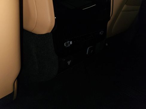 New 2026 Jeep Grand Wagoneer Summit AWD/4WD image 15