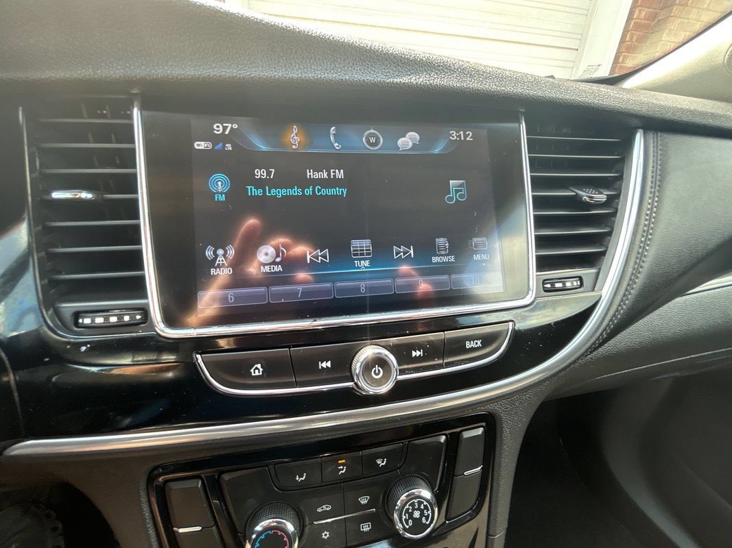 Used 2020 Buick Encore Preferred AWD/4WD image 11