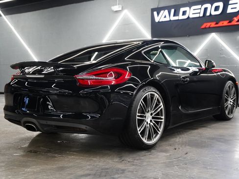 Used 2016 Porsche Cayman RWD image 22