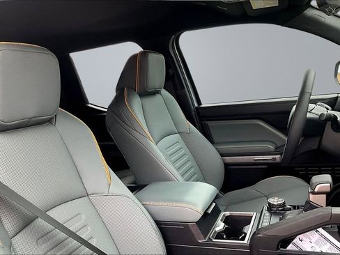 New 2026 Toyota Tacoma 4x4 Double Cab Hybrid image 12