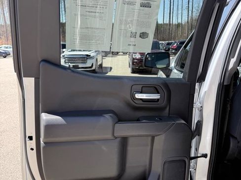 Used 2021 Chevrolet Silverado 1500 LT w/ Work Truck Package AWD/4WD image 16