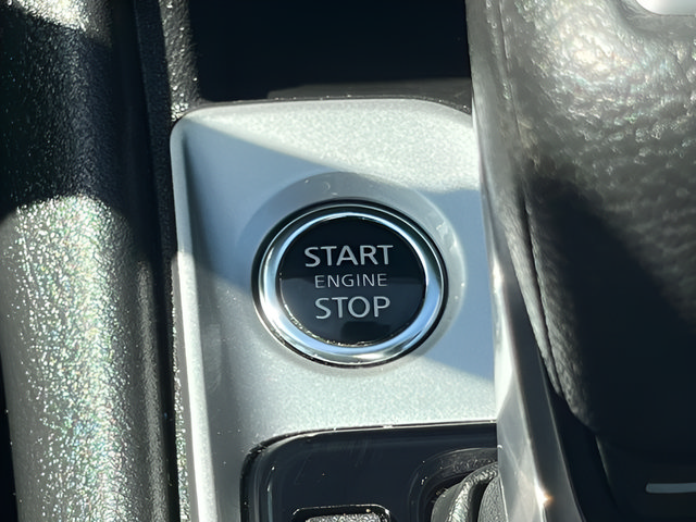 Used 2025 Nissan Altima 2.5 SV FWD image 23