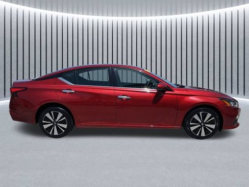 Used 2021 Nissan Altima 2.5 SL AWD/4WD image 3