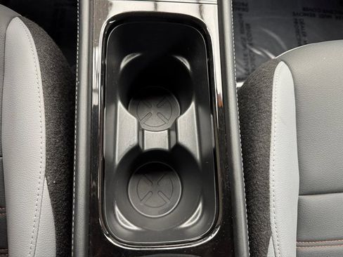 Used 2023 Nissan Kicks SR w/ SR Premium Package image 20