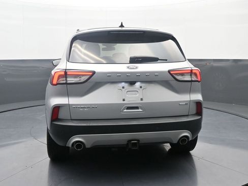 Used 2020 Ford Escape Titanium image 6