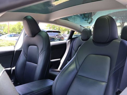 Used 2023 Tesla Model 3 Standard Range RWD image 32