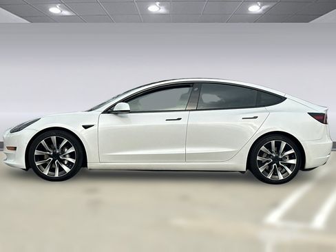 Used 2021 Tesla Model 3 Long Range image 2