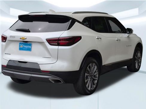 Used 2023 Chevrolet Blazer Premier w/ Driver Confidence II Package FWD image 6