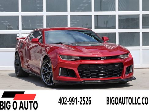 Used 2022 Chevrolet Camaro ZL1 RWD image 1