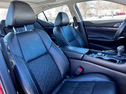 Used 2018 Nissan Maxima Platinum image 22