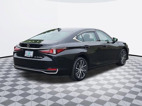 Used 2022 Lexus ES 250 w/ Premium Package AWD/4WD image 6