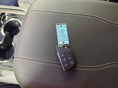 New 2026 GMC Yukon Elevation w/ Elevation Premium Package AWD/4WD image 25