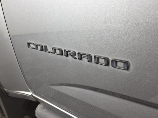 Certified 2022 Chevrolet Colorado Z71 w/ LPO, Tonneau and Step Package AWD/4WD image 11