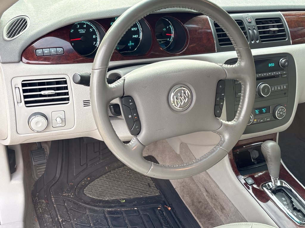 Used 2008 Buick Lucerne CXL FWD image 3