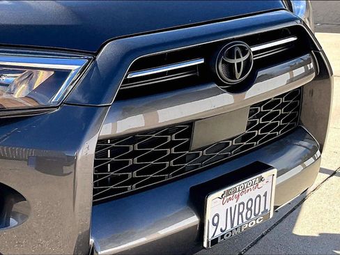 Used 2023 Toyota 4Runner SR5 image 28