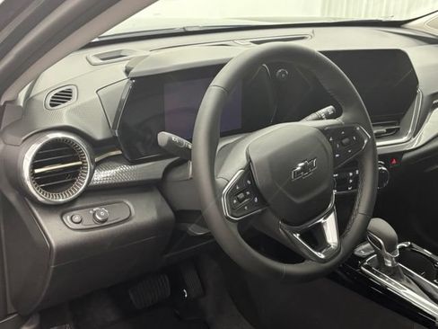 New 2026 Chevrolet Trax ACTIV w/ Driver Confidence Package FWD image 17