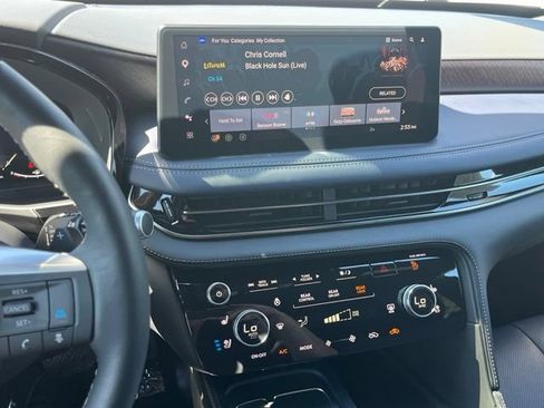 Certified 2026 INFINITI QX60 Sport w/ Dark Cargo Package AWD/4WD image 17