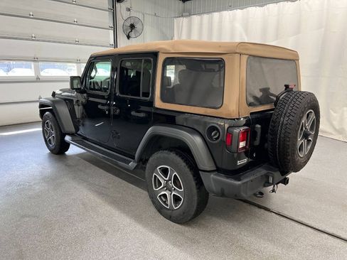 Used 2020 Jeep Wrangler Unlimited Sport AWD/4WD image 6
