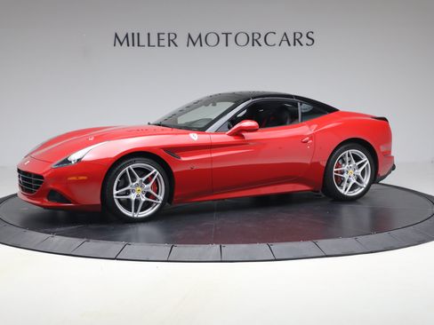 Certified 2017 Ferrari California T RWD image 30