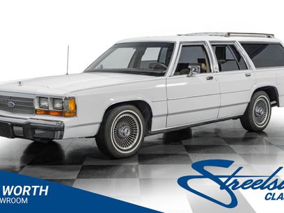 Used 1990 Ford LTD Crown Victoria