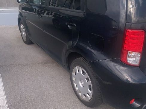 Used 2014 Scion xB image 4