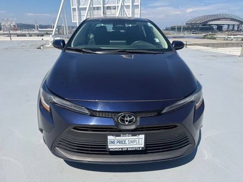 Used 2024 Toyota Corolla LE FWD image 8