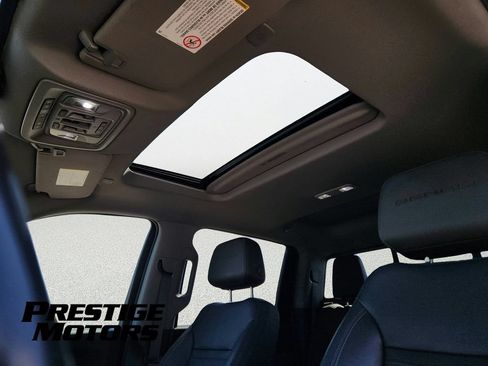 Used 2022 GMC Sierra 3500 Denali w/ Denali Ultimate Package AWD/4WD image 19