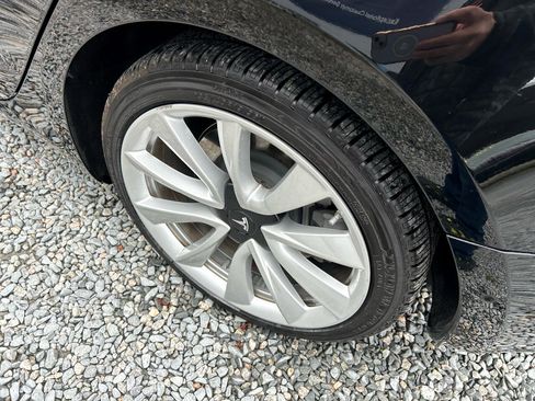 Used 2018 Tesla Model 3 Long Range image 28
