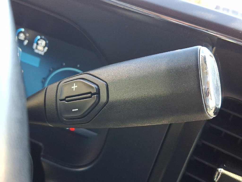 Used 2023 Ford F350 Lariat AWD/4WD image 22