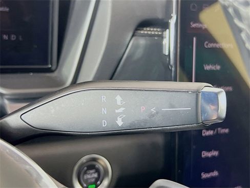 Used 2025 GMC Terrain Elevation image 16